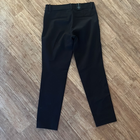 NEW Aritzia Babaton Elliot Pant Bi-Stretch Cigarette Ankle Pant Black Size 4 - Picture 7 of 8
